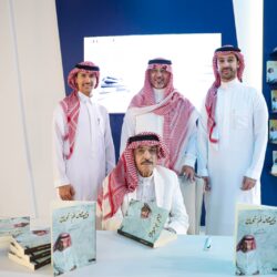 هيئة الصحفيين السعوديين بالدمام تزور معرض “الفن تجريد وتجديد”