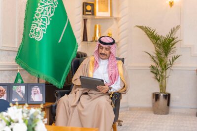 سمو محافظ حفر الباطن يدشن مبادرة السعودية الخضراء .