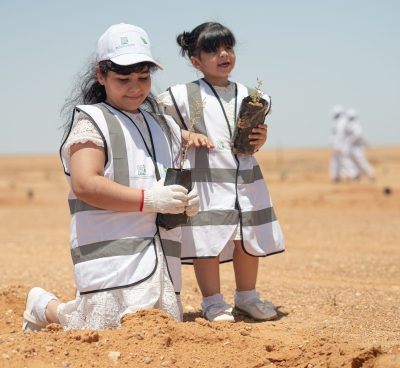 هيئة تطوير محمية الملك سلمان بن عبدالعزيز الملكية تغرس ٣٠٠٠ شتلة