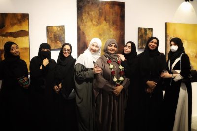 تدشين معرض الفنانه هند الشقاع بالمدينة المنورة