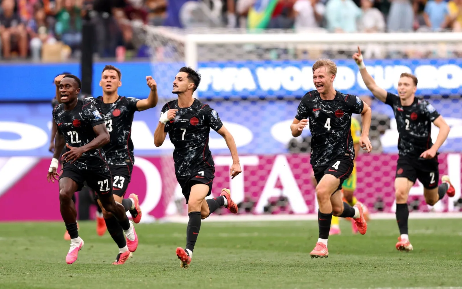 بروس: كنت أتمنى مواجهة المغرب للفوز عليهم!