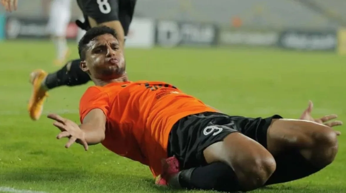رئيس نادي البنك الأهلي: جددنا عقد أسامة فيصل 4 مواسم