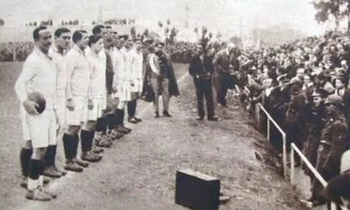 فرنسا 1930